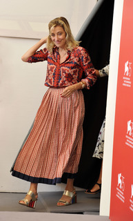 Valeria Bruni Tedeschi feet photo 5