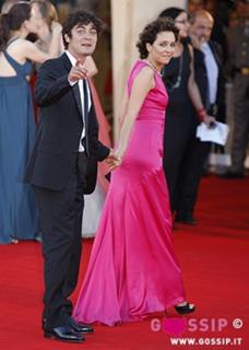 Valeria Golino feet photo thumbnail