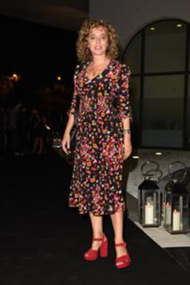Valeria Golino feet photo thumbnail