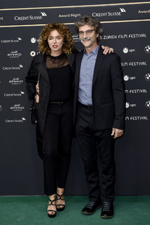 Valeria Golino feet photo thumbnail