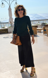 Valeria Golino feet photo thumbnail