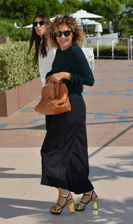 Valeria Golino feet photo thumbnail