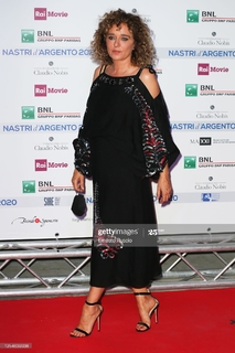 Valeria Golino feet photo thumbnail