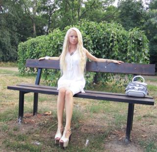 Valeria Lukyanova feet photo 10