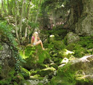 Valeria Lukyanova feet photo 20