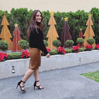 Valeria Marín feet photo 14