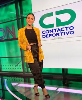 Valeria Marín feet photo 11