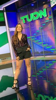 Valeria Marín feet photo 5