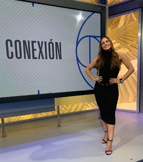 Valeria Marín feet photo 14