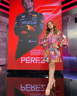 Valeria Marín feet photo 5