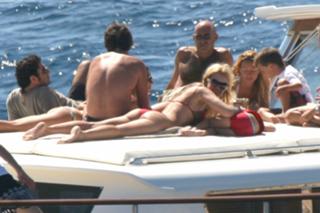Valeria Mazza feet photo 2