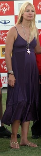 Valeria Mazza feet photo 4