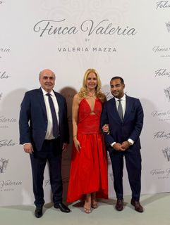 Valeria Mazza feet photo 9