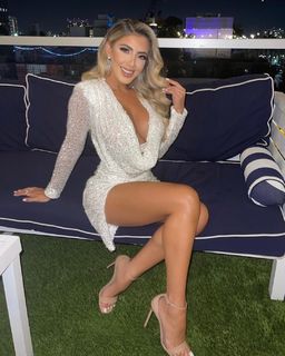 Valeria Orsini feet photo 18