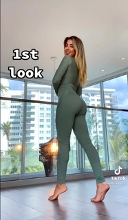Valeria Orsini feet photo 6