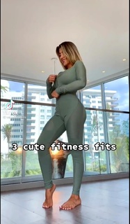 Valeria Orsini feet photo 3