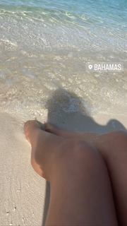 Valeria Orsini feet photo 7