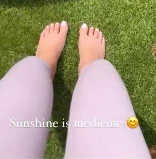 Valeria Orsini feet photo 17