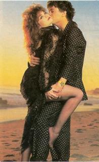 Valerie Bertinelli feet photo thumbnail