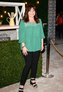 Valerie Bertinelli feet photo thumbnail