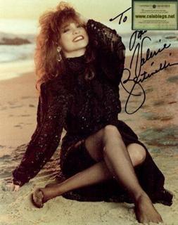 Valerie Bertinelli feet photo thumbnail
