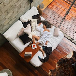 Valerie Domínguez feet photo 13