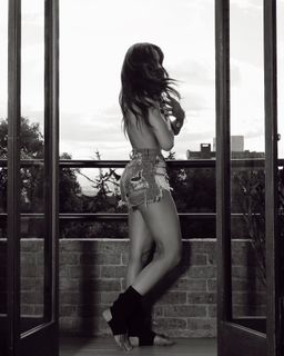 Valerie Domínguez feet photo 20