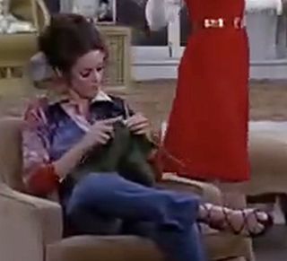 Valerie Harper feet photo 1
