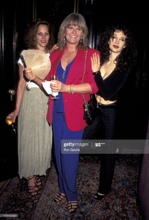 Valerie Perrine feet photo 11