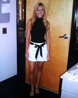 Valerie Stup feet photo thumbnail