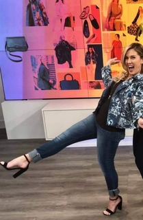 Valerie Stup feet photo thumbnail