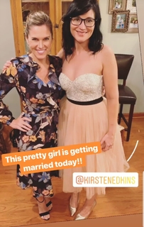 Valerie Stup feet photo thumbnail