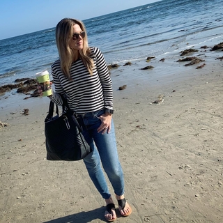 Valerie Stup feet photo thumbnail