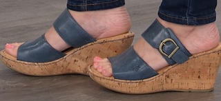 Valerie Stup feet photo thumbnail