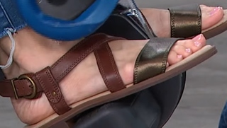 Valerie Stup feet photo thumbnail