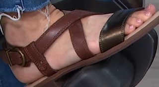 Valerie Stup feet photo thumbnail