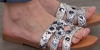 Valerie Stup feet photo thumbnail