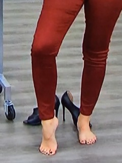 Valerie Stup feet photo thumbnail