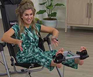 Valerie Stup feet photo thumbnail