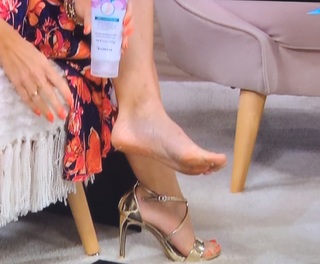 Valerie Stup feet photo thumbnail