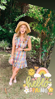 Valerie Stup feet photo thumbnail