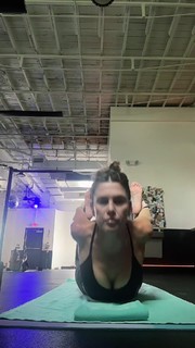 Valerie Stup feet photo thumbnail