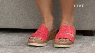 Valerie Stup feet photo thumbnail