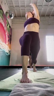 Valerie Stup feet photo thumbnail