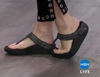 Valerie Stup feet photo thumbnail