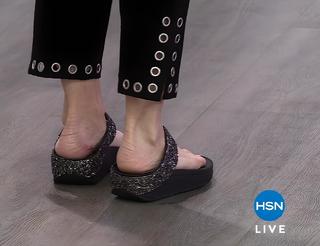 Valerie Stup feet photo thumbnail