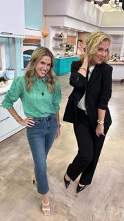 Valerie Stup feet photo thumbnail