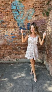 Valerie Stup feet photo thumbnail