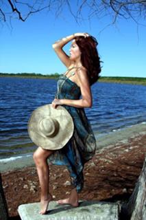 Valerie Wyndham feet photo thumbnail