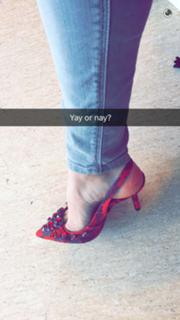 Valerie Wyndham feet photo thumbnail